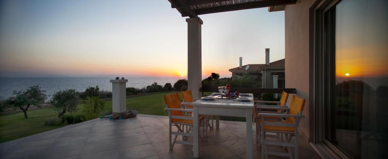 סקאפידיה Ploes Villas מראה חיצוני תמונה